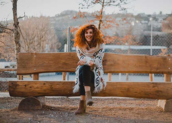 Entspannte und glückliche Familie durch humorvolle Familienberatung von Christina Zehetner